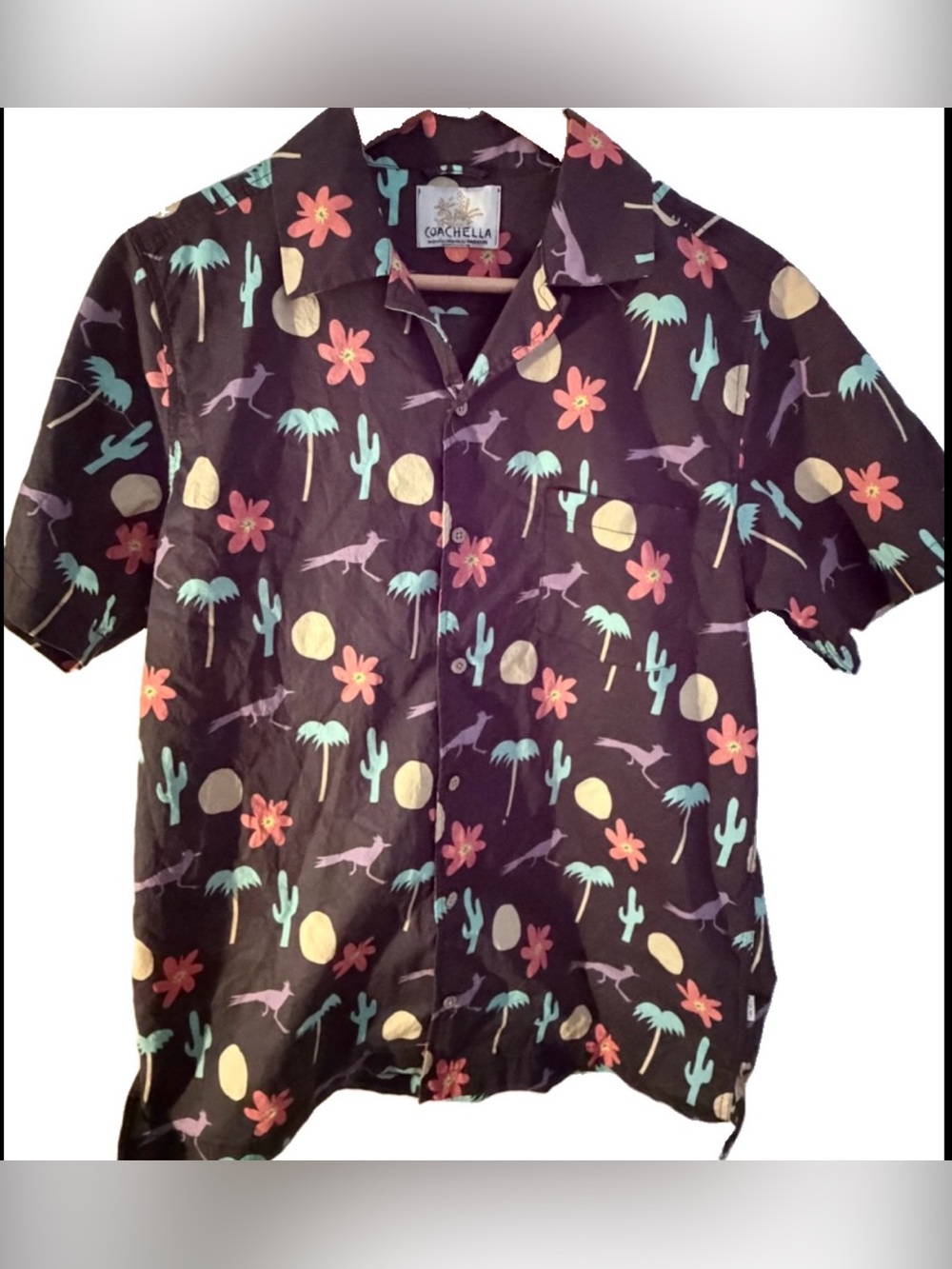 Coachella Festival Shirt Button Down Shirt Short Sleeve Men’s Large‎